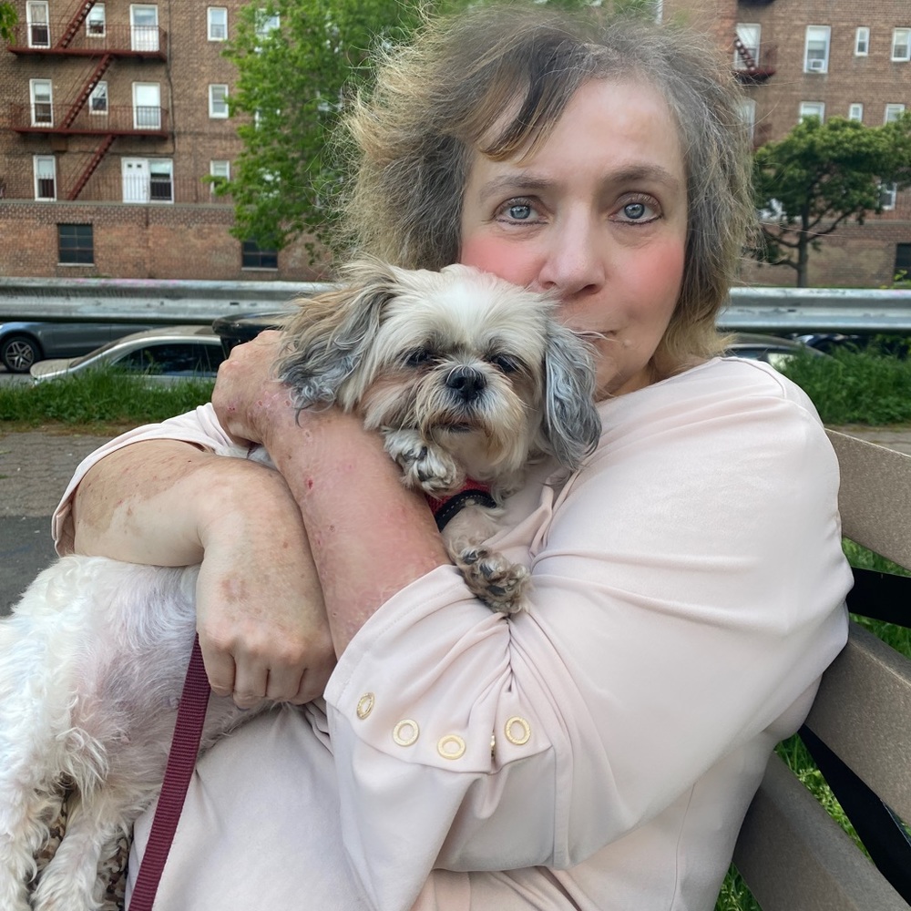 Meet your Posher, Alona